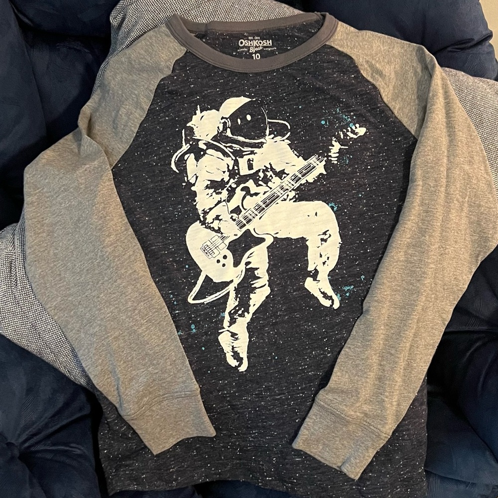 NWOT Osh Kosh Long Sleeve T-shirt